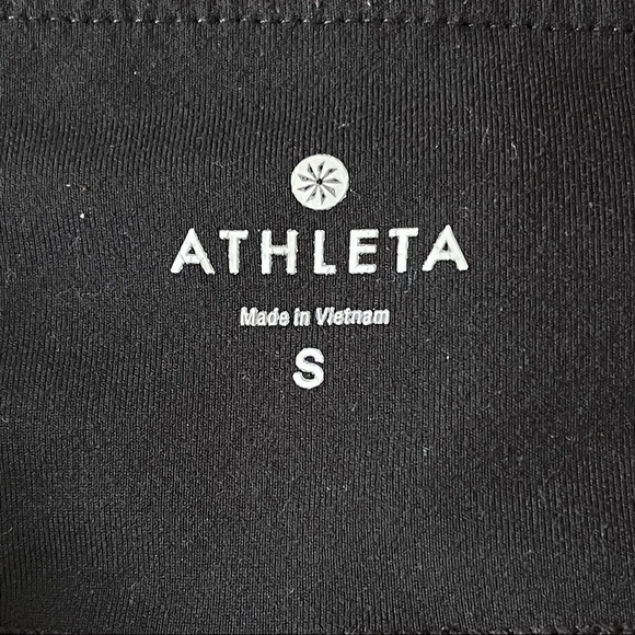 Athleta Chaturanga Knicker Capri Leggings Women’s Size S Gray Athletic Gym - Picture 9 of 11